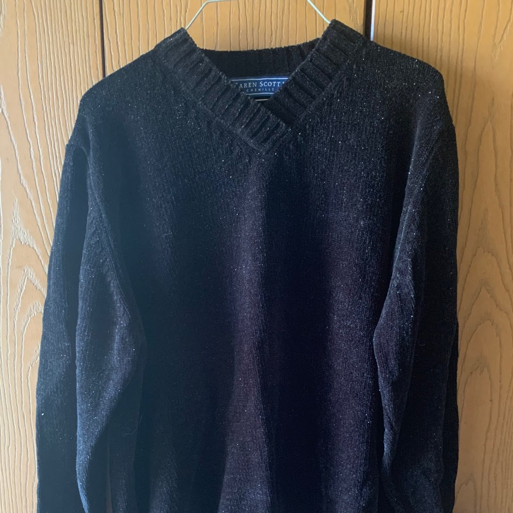 🌼 3/$25 Black Sparkle Sweater